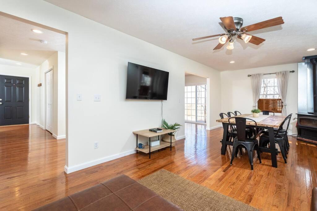 Spacious Family Friendly Home Near Massanutten And National Park McGaheysville 外观 照片